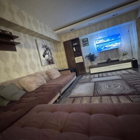 דירות בוקרשט Luxury מראה חיצוני תמונה